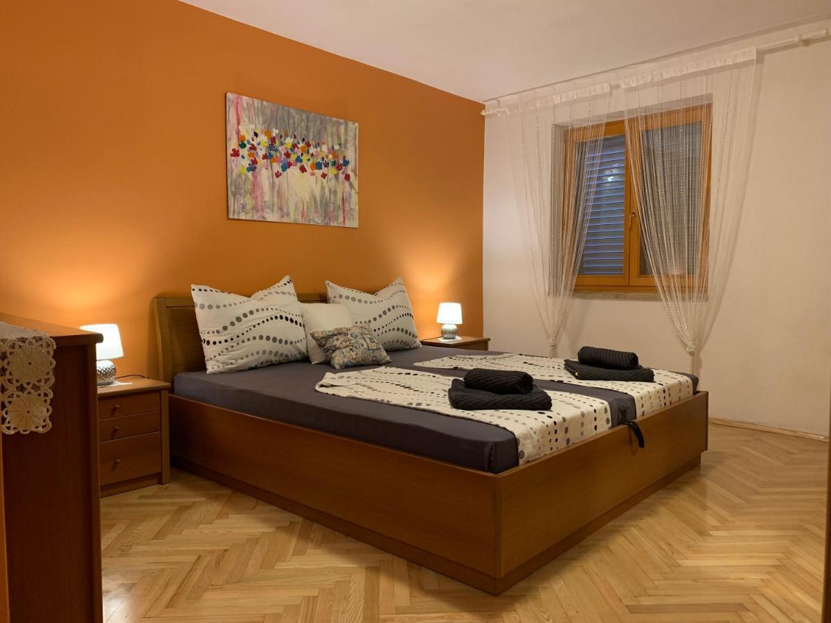 Apartments 4Mios Ražanac Exterior foto